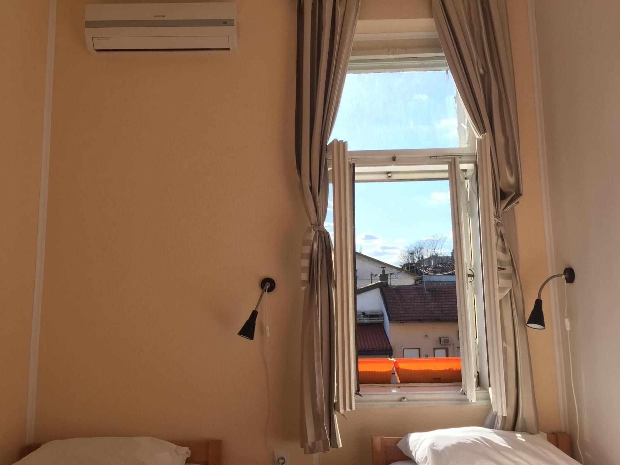 Pigeon Square Rooms SJJ Værelse billede