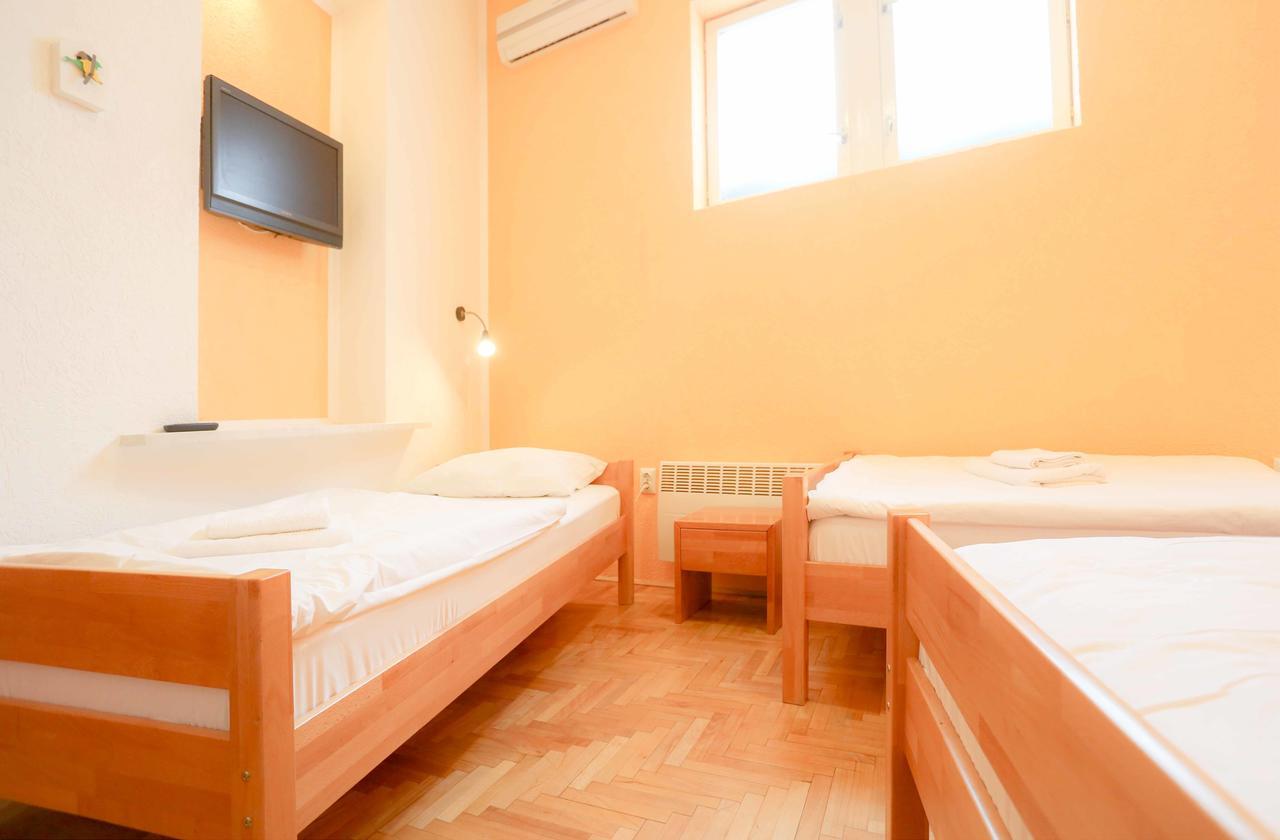 Pigeon Square Rooms SJJ Eksteriør billede
